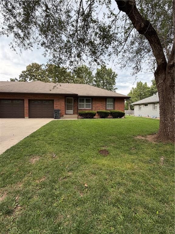 Property Photo: 1005 Mock Avenue MO 64015