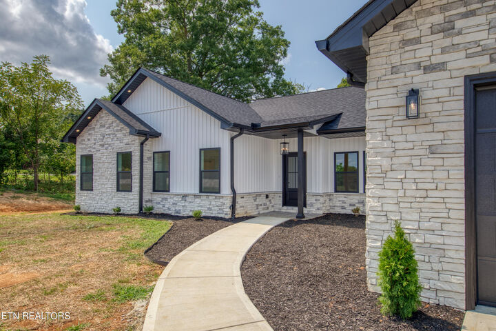 Property Photo:  3259 Sandpiper Court  TN 37764 