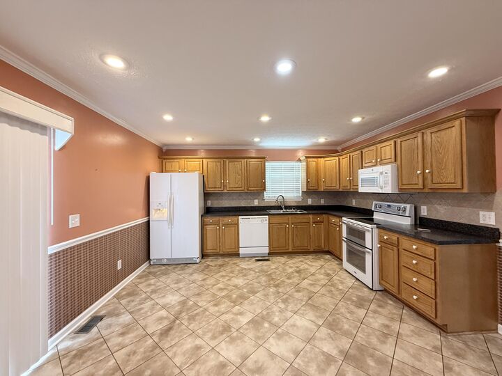 Property Photo: 419 Bellaire Drive KY 40330