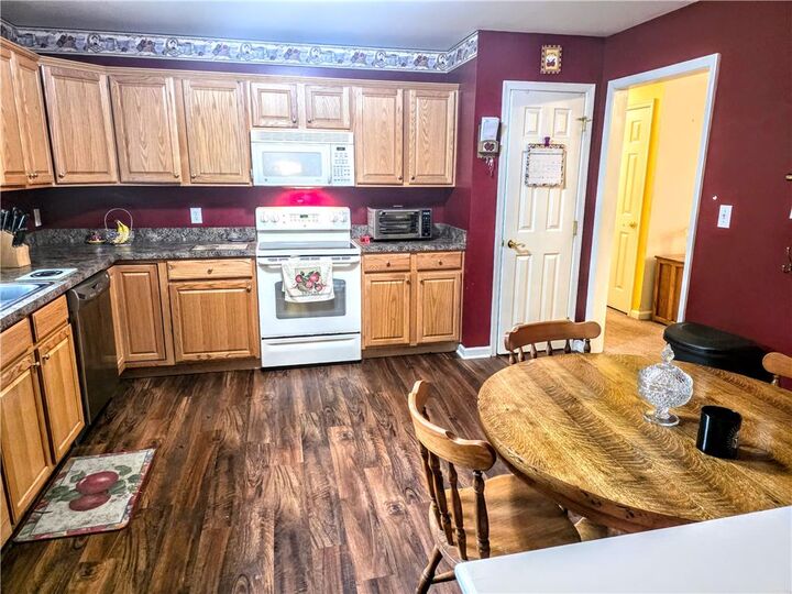 Property Photo: 1145 Stagecoach Road W PA 18235