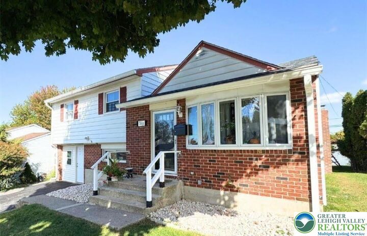 Property Photo:  2413 Church Street  PA 18103 