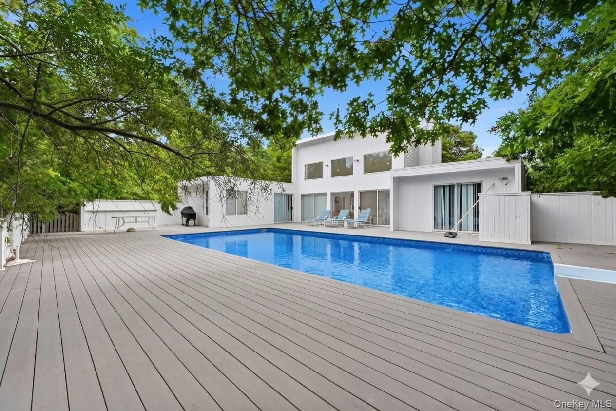 Property Photo:  23 Deerfield Way  NY 11959 