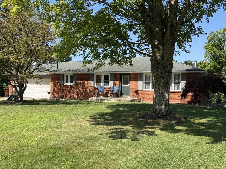 Property Photo: 893 Dresden OH 44905