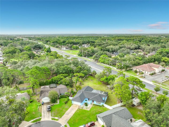 Property Photo: 9216 Amity Court FL 32817