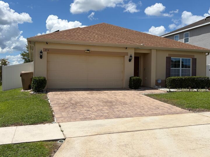 Property Photo:  272 Sparrow Hawk Drive  FL 34736 