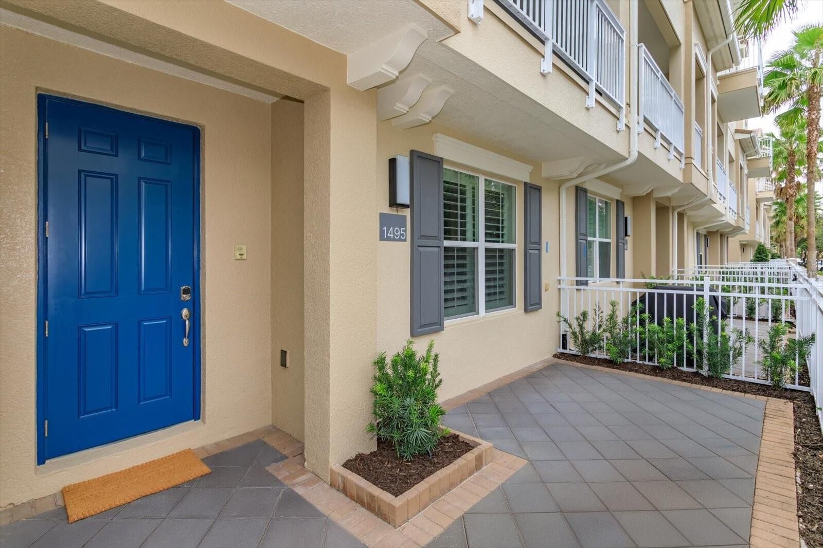 Property Photo: 1495 Lake George Drive FL 32746