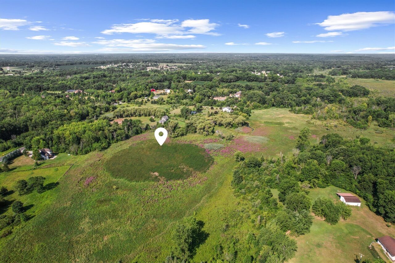 Property Photo:  6182 N Territorial Road  MI 48130-9272 