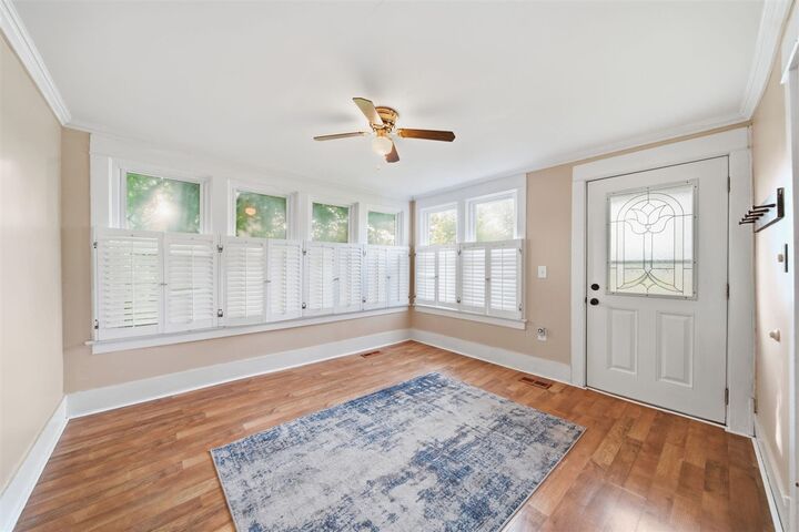 Property Photo: 720 Jasper Street MI 49203-3913