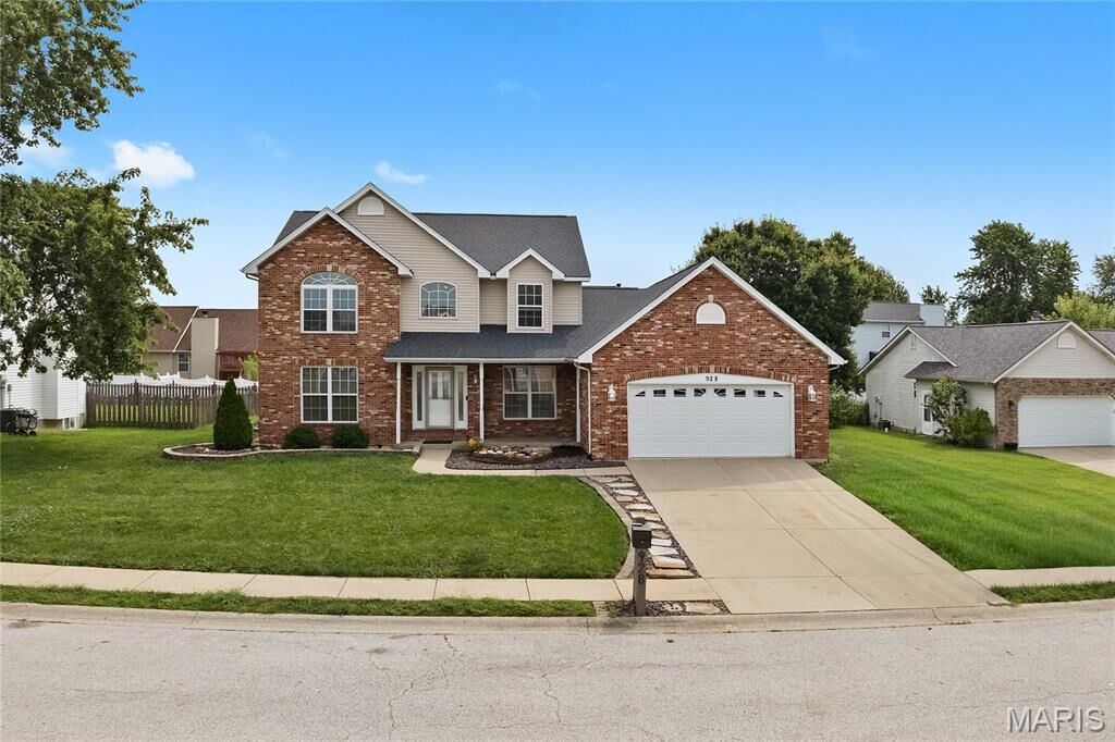 Property Photo:  928 Brookdale Court  IL 62269 