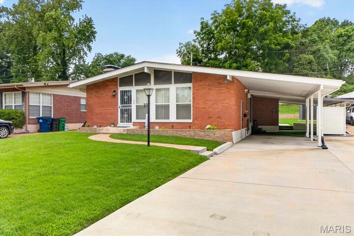 Property Photo: 515 Marick Drive MO 63119