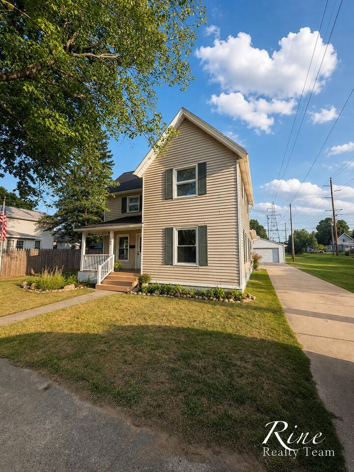 Property Photo: 409 W Maple Street MI 49348