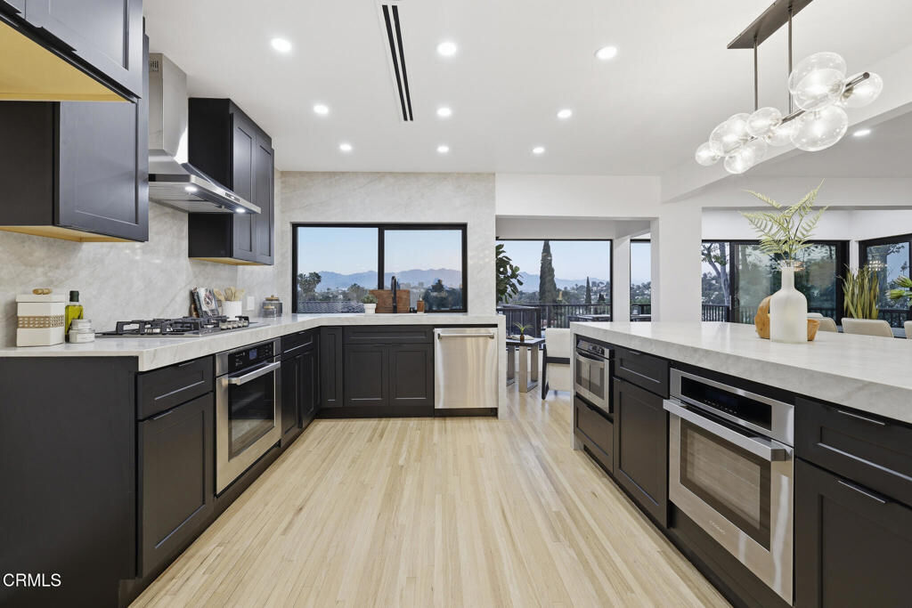 Property Photo: 2001 Kenilworth Avenue CA 90039