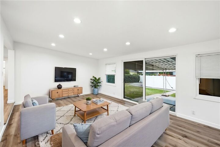 Property Photo: 19550 Vanowen CA 91335