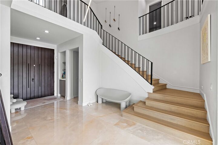 Property Photo:  37 Vista Luci  CA 92657 