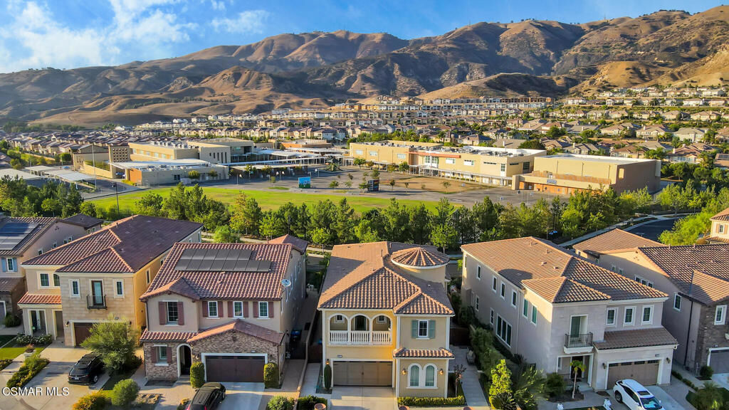 Property Photo:  20511 Lantana Court  CA 91326 