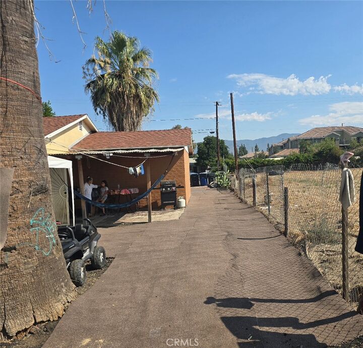 Property Photo:  471 San Felipe Road  CA 92408 
