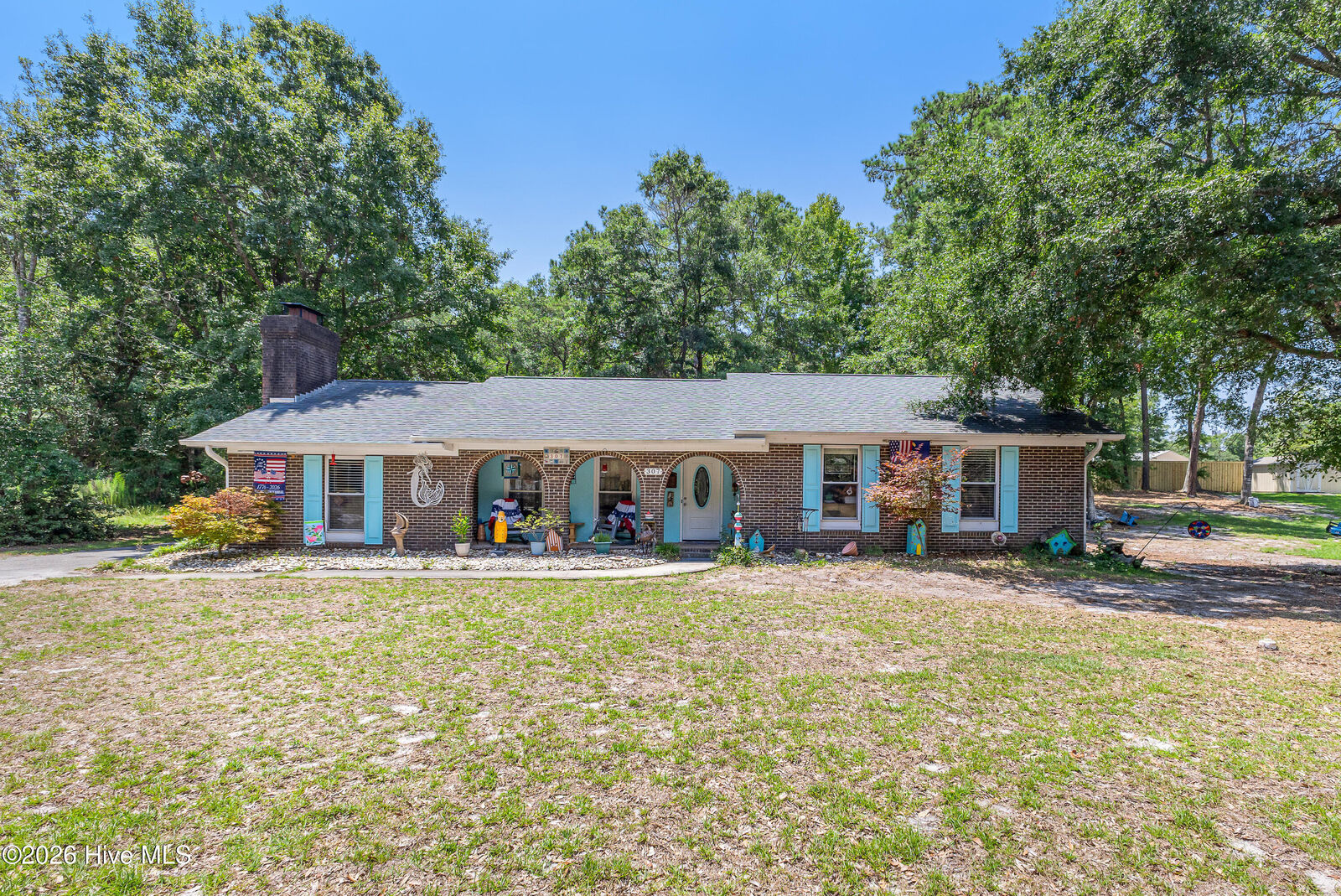 Property Photo:  307 Yaupon Drive  NC 28461 