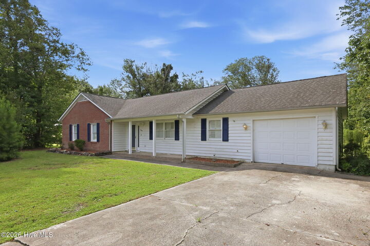 Property Photo: 3605 Plantation Road NC 28557