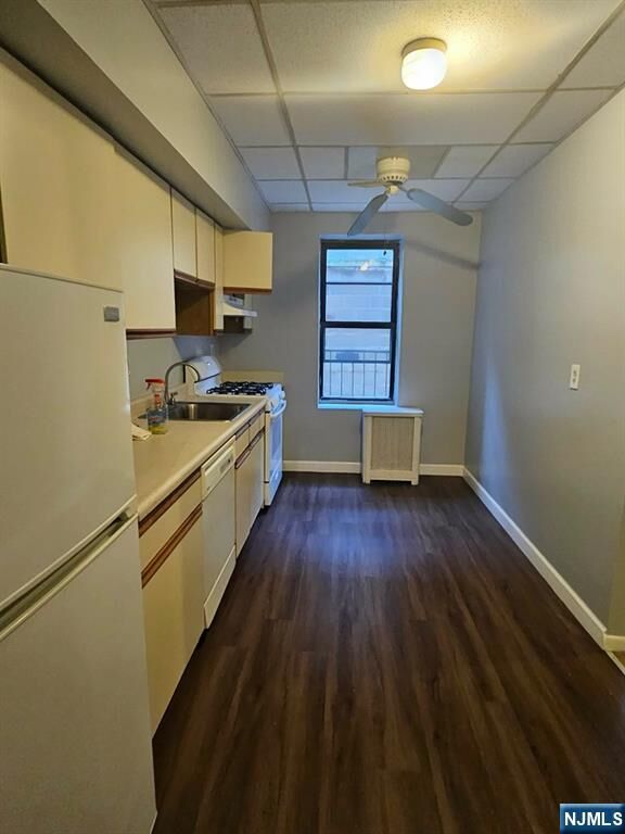 Property Photo:  26 Spring Dell 6A  NJ 07070 