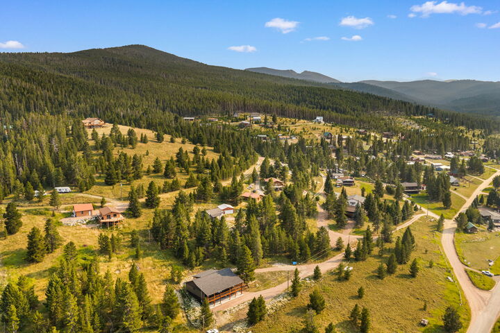 Property Photo: 20 Scenic Lane MT 59711