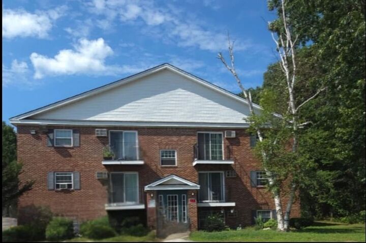 Property Photo: 185 Loudon Road NH 03301