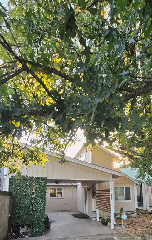 Property Photo: 1214 Elm Court TX 76426