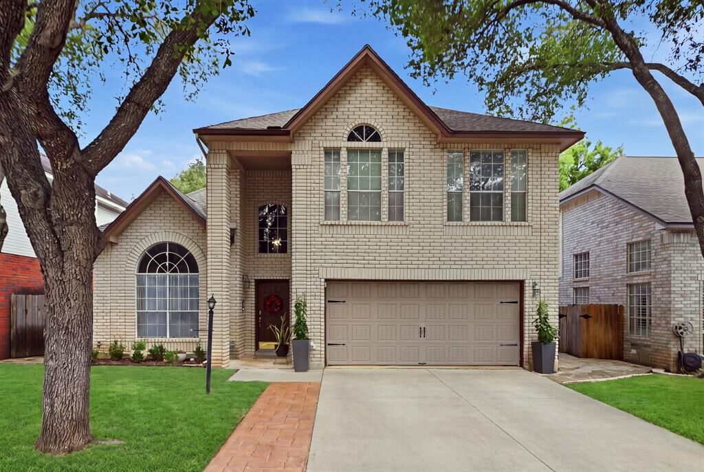 Property Photo: 2011 Chittim Trail Drive TX 78232