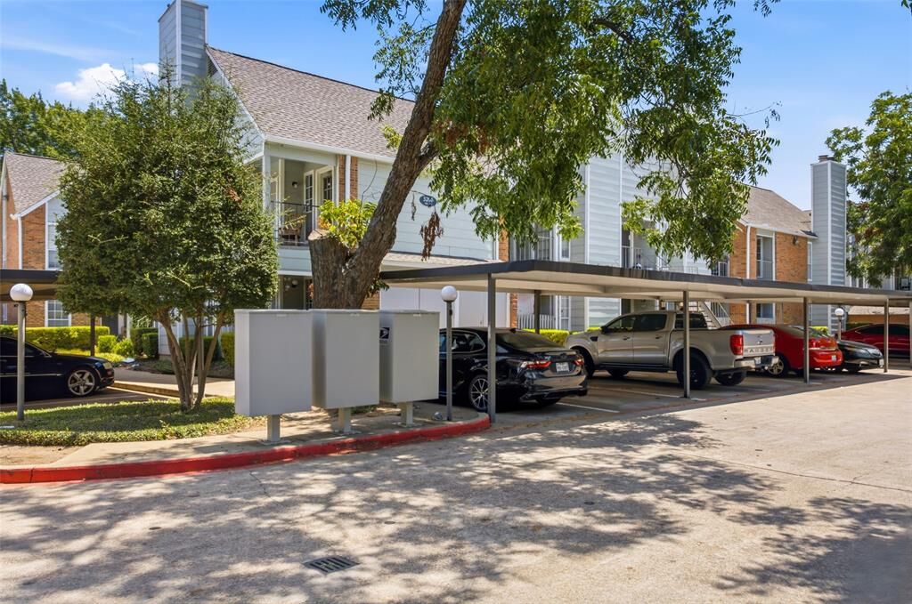 Property Photo:  3206 S Fielder Road 100  TX 76015 