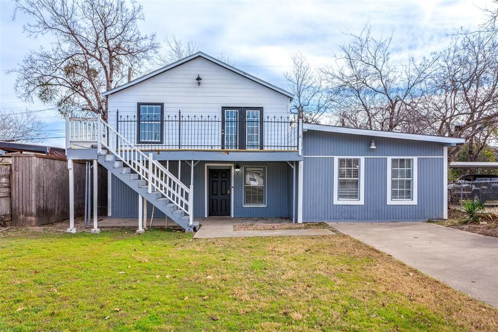 Property Photo: 2625 Frazier Avenue TX 76110