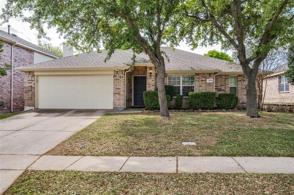 Property Photo: 7709 Shasta Drive TX 75071