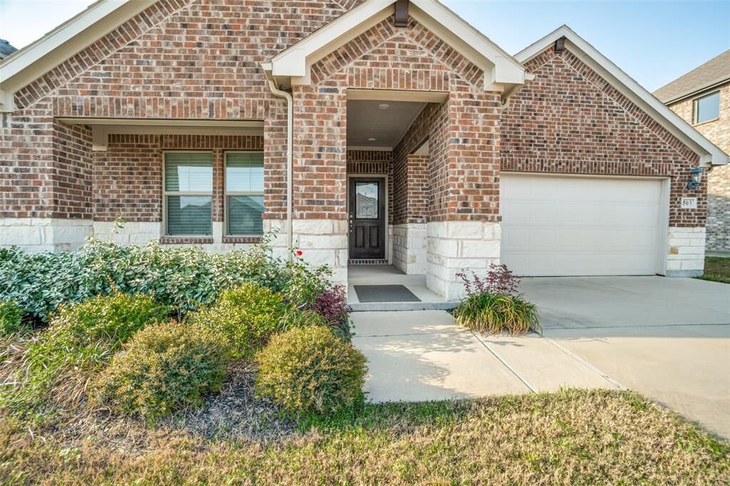 Property Photo:  503 Fox Ridge Drive  TX 75407 