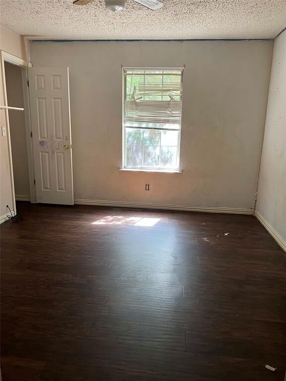 Property Photo: 8116 Albert Street TX 76108