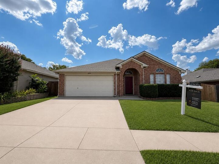 Property Photo:  6004 Summerfield  TX 76018 