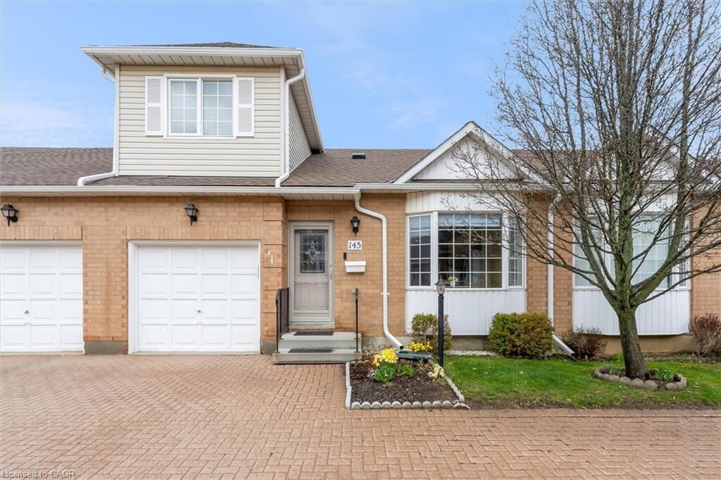 Property Photo: 145 Silverbirch Boulevard ON L0R 1W0