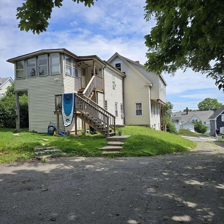 Property Photo:  43 Mayflower St  MA 02360 