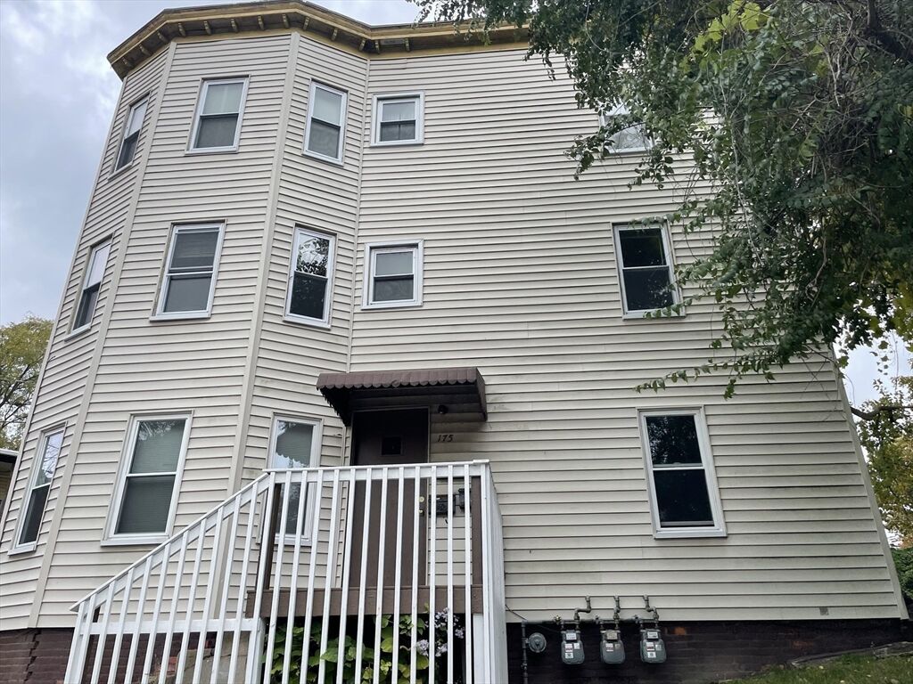 Property Photo:  175 Grattan  MA 01020 