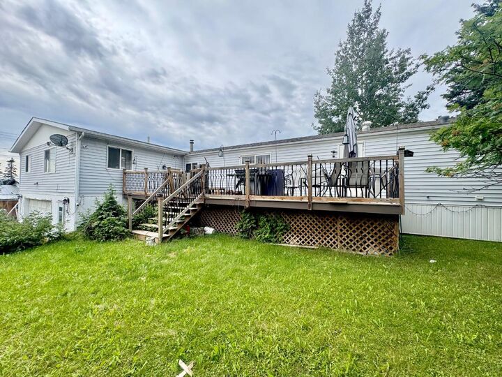 Property Photo: 517 3rd Avenue AB T0H 1P0