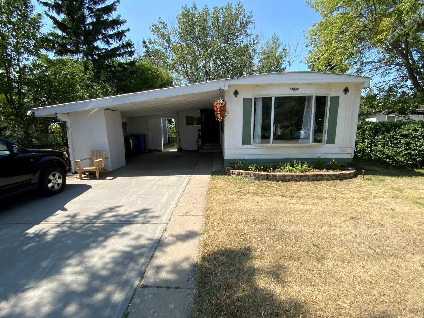 Property Photo: 25 Mobile Drive NE AB T0M 2A0