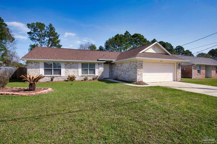 Property Photo: 9568 Brentwood Blvd FL 32566
