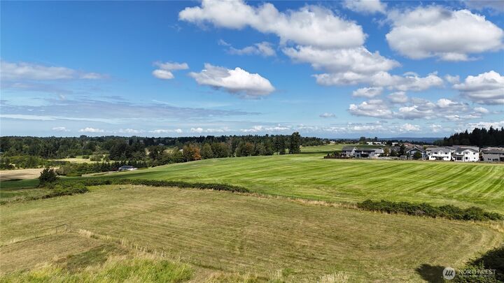 Property Photo: 2660 Thornton Road WA 98248