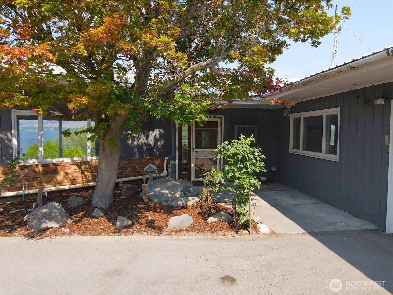 Property Photo: 6 Nulton Lane WA 98844