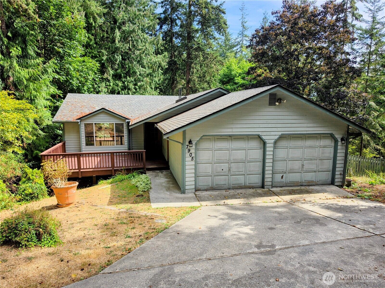 Property Photo:  7905  Decatur Avenue  WA 98236 