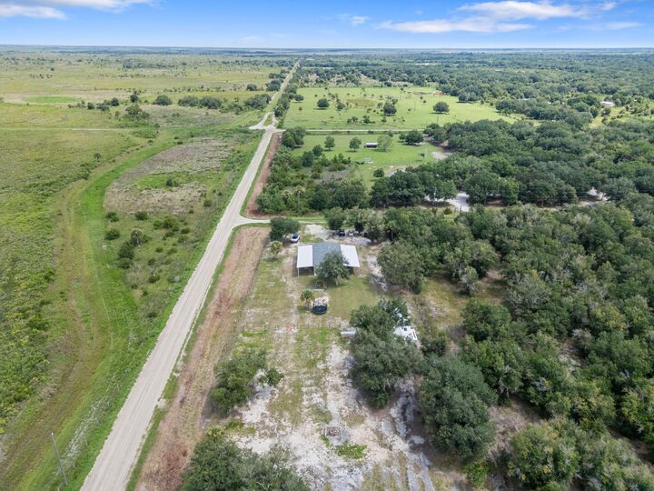 Property Photo: 22382 NW 286th Street FL 34972