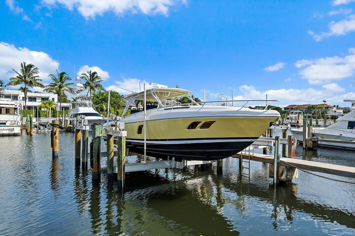 Property Photo: 14410 Palmwood 33B Road FL 33410