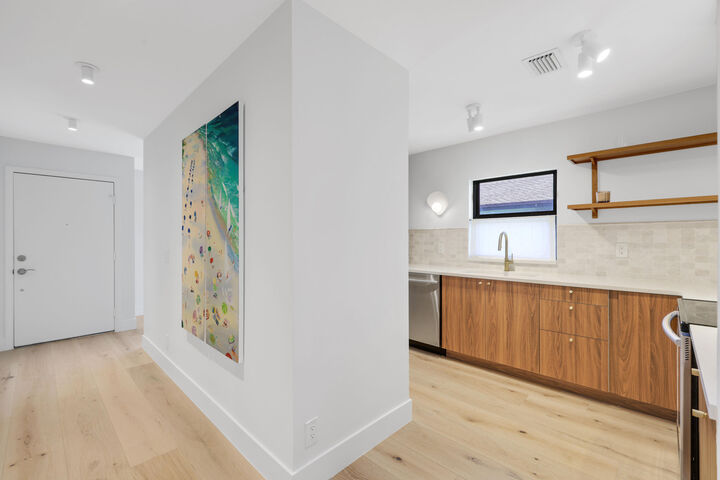 Property Photo:  13921 Royal Palm Court B  FL 33484 