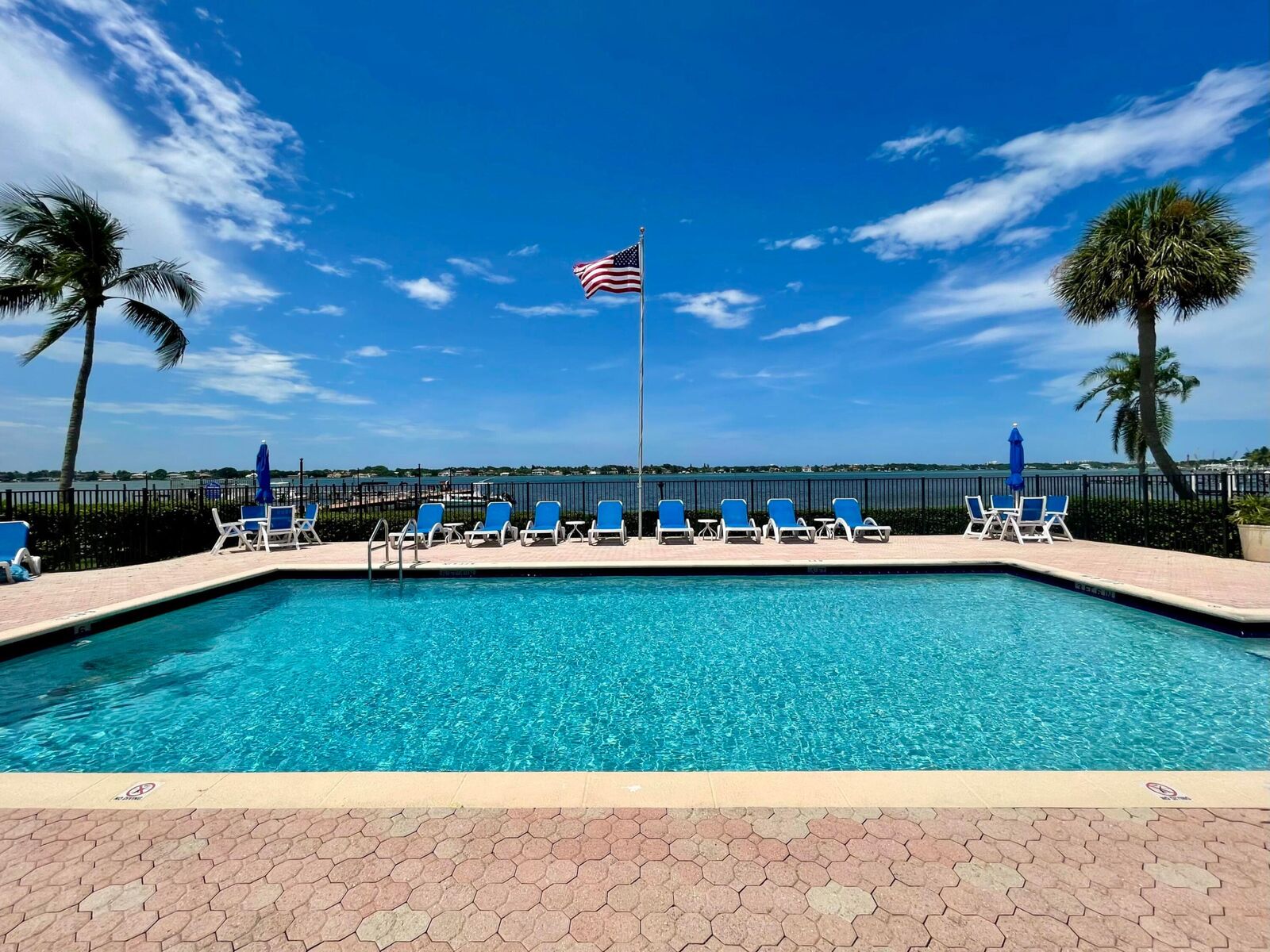 Property Photo: 825 Center Street 8A FL 33458