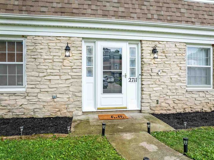 Property Photo:  2711 S G Street  IN 47374 