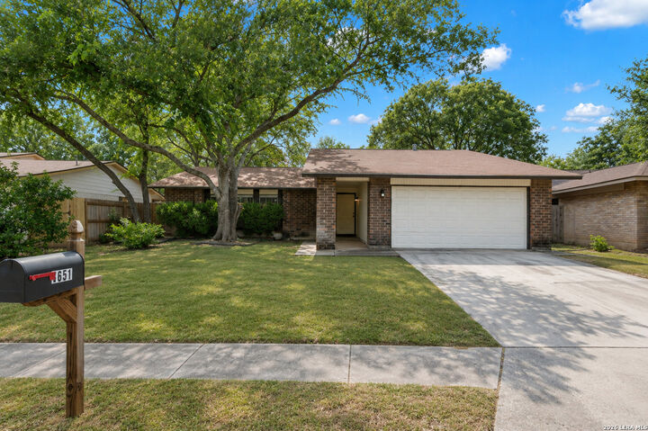 Property Photo:  8651 Bristlecone St  TX 78240 