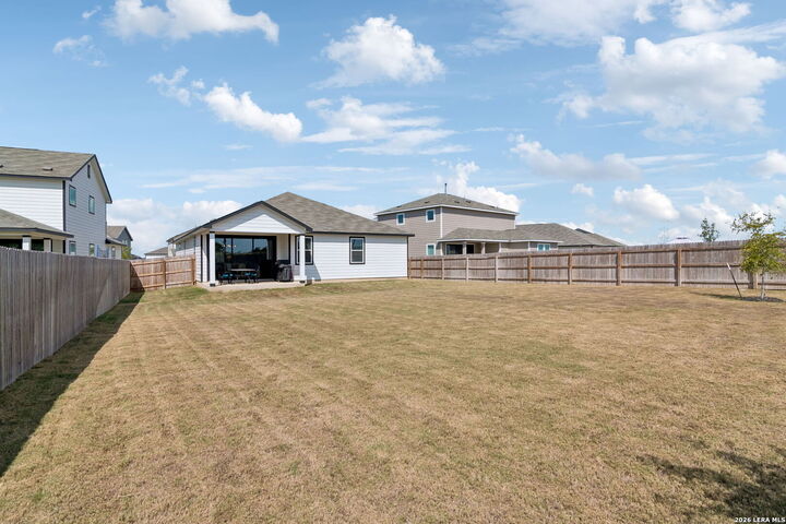 Property Photo: 16559 Rosemary Rdg TX 78112