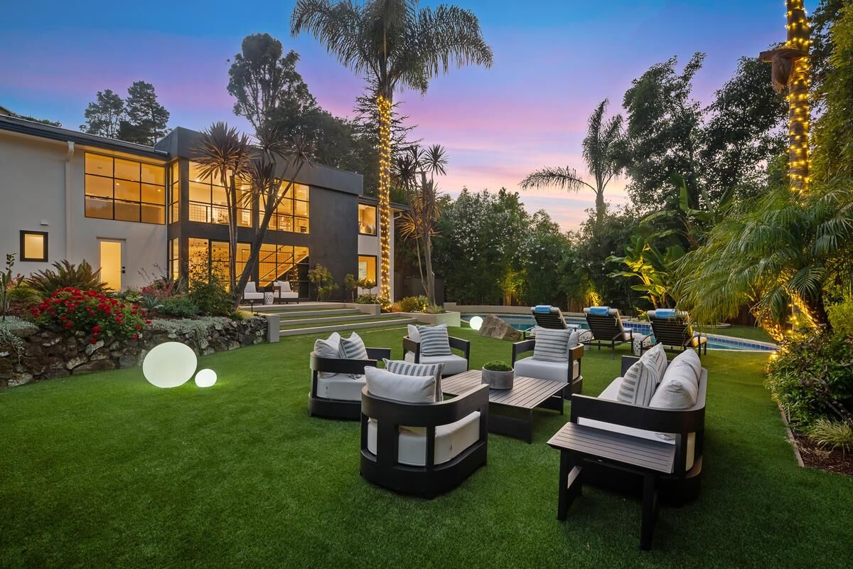 Property Photo: 380 Robinwood Lane CA 94010